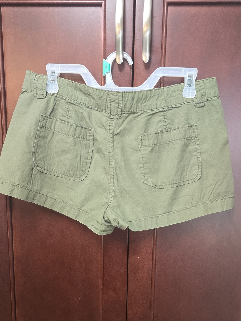 No Boundaries Olive Bermuda Shorts with Front Pockets. Size 11 - Picture 2 of 3